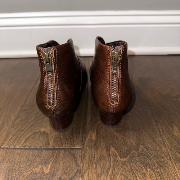 BORN Jessen Full Grained Leather Ankle Boot in Cognac Brown Tan Women’s Size 7.5 - Picture 5 of 16